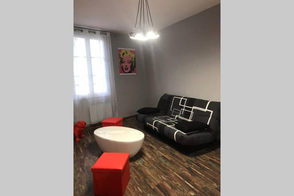 Appartement Style Pop Art Avec Garage Centre Historique Béziers Kültér fotó