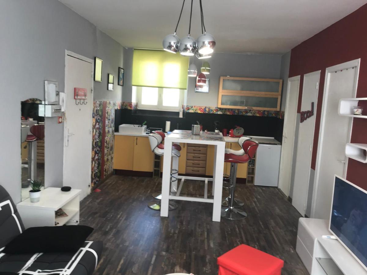 Appartement Style Pop Art Avec Garage Centre Historique Béziers Kültér fotó