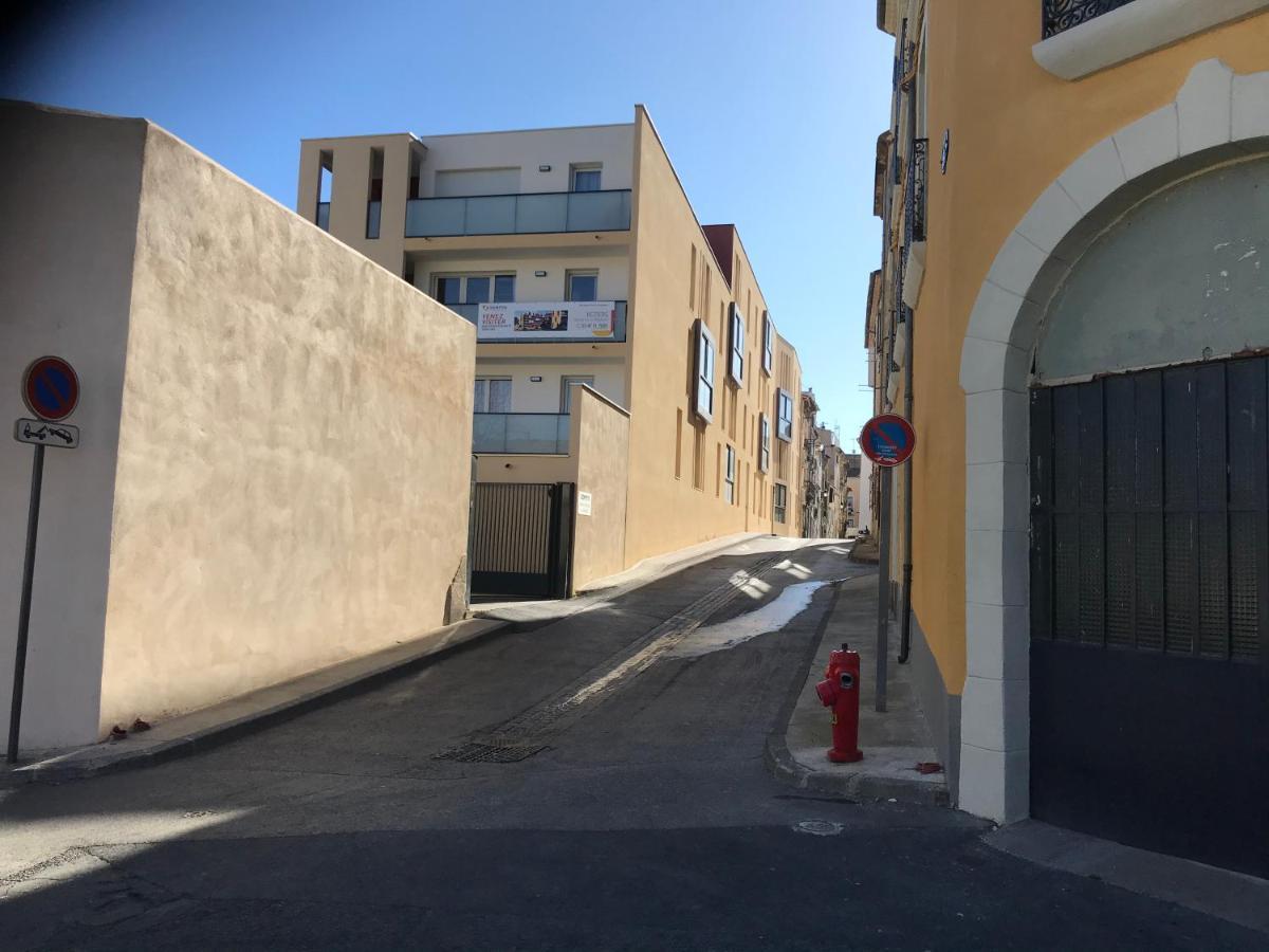 Appartement Style Pop Art Avec Garage Centre Historique Béziers Kültér fotó